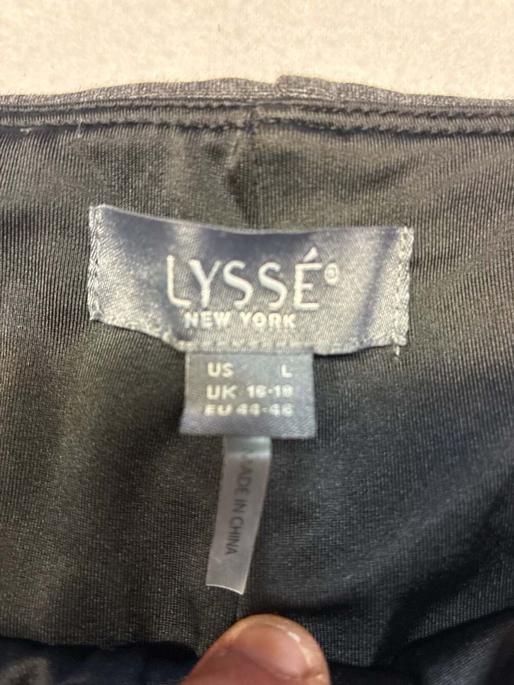 Lyssé Grey Wide Leg Ponte Pants with Front Seam Size L - Picture 4 of 6